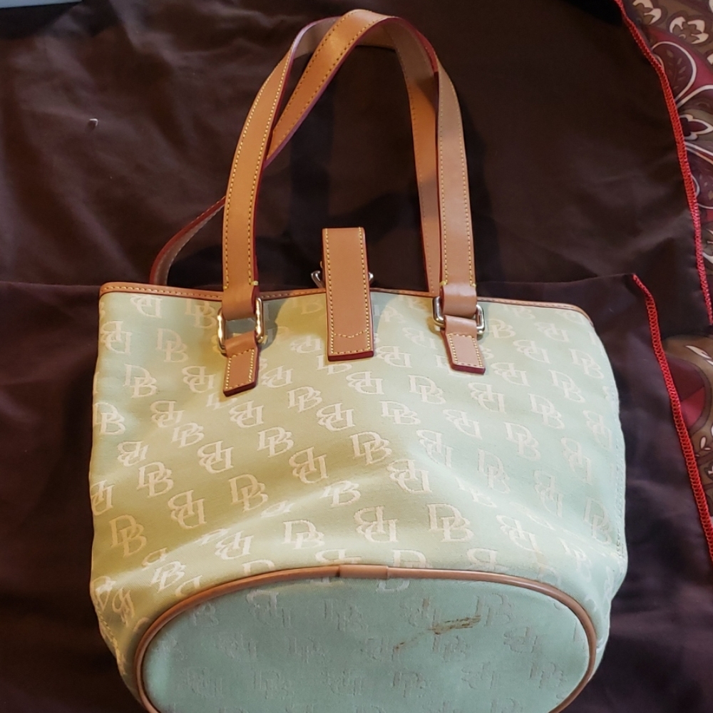 Dooney & bourke set - Picture 6 of 6